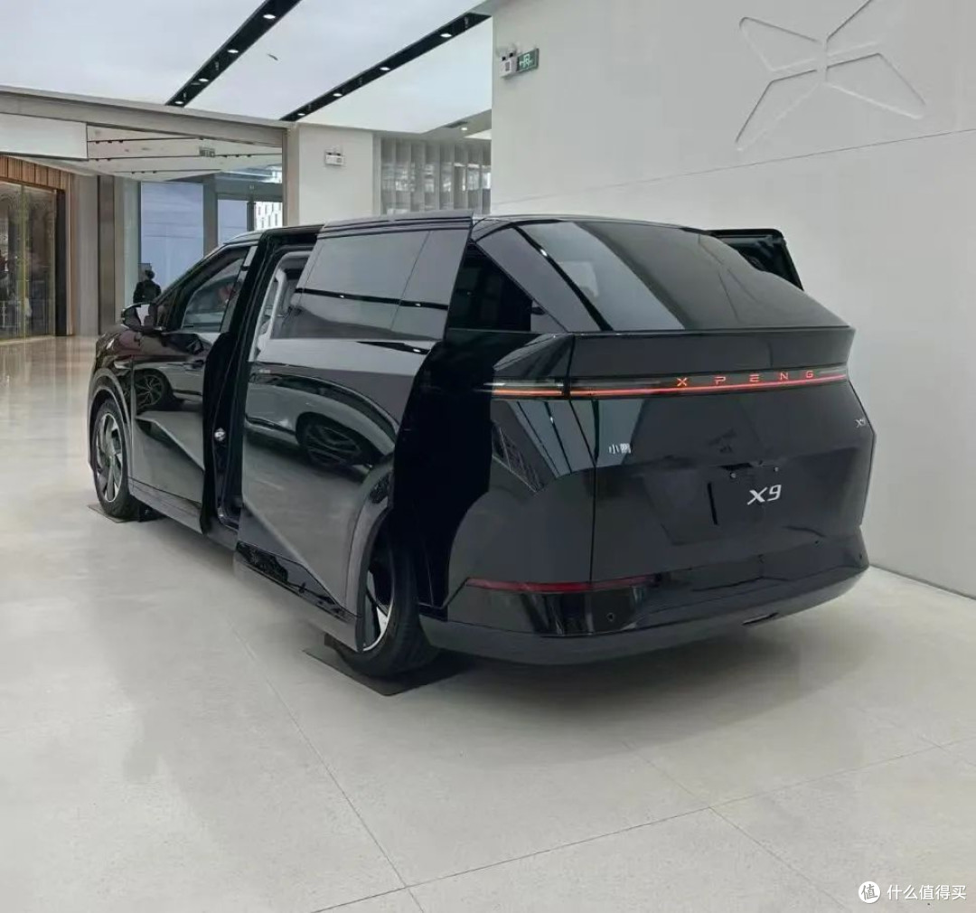 探秘2025上海车展:未来出行的N种打开方式