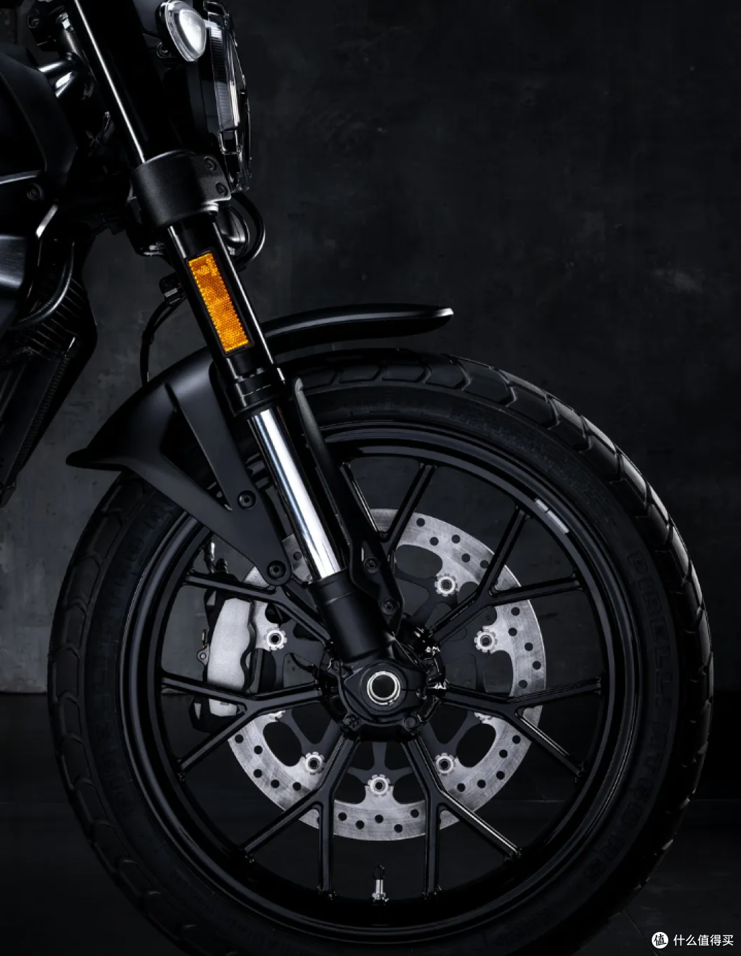 杜卡迪中国于2025年全新款Scrambler Icon Dark摩托车