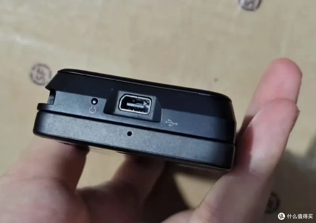 翻出十年前的“钻石”手机，微软WM系统+侧滑设计，还带英文键盘