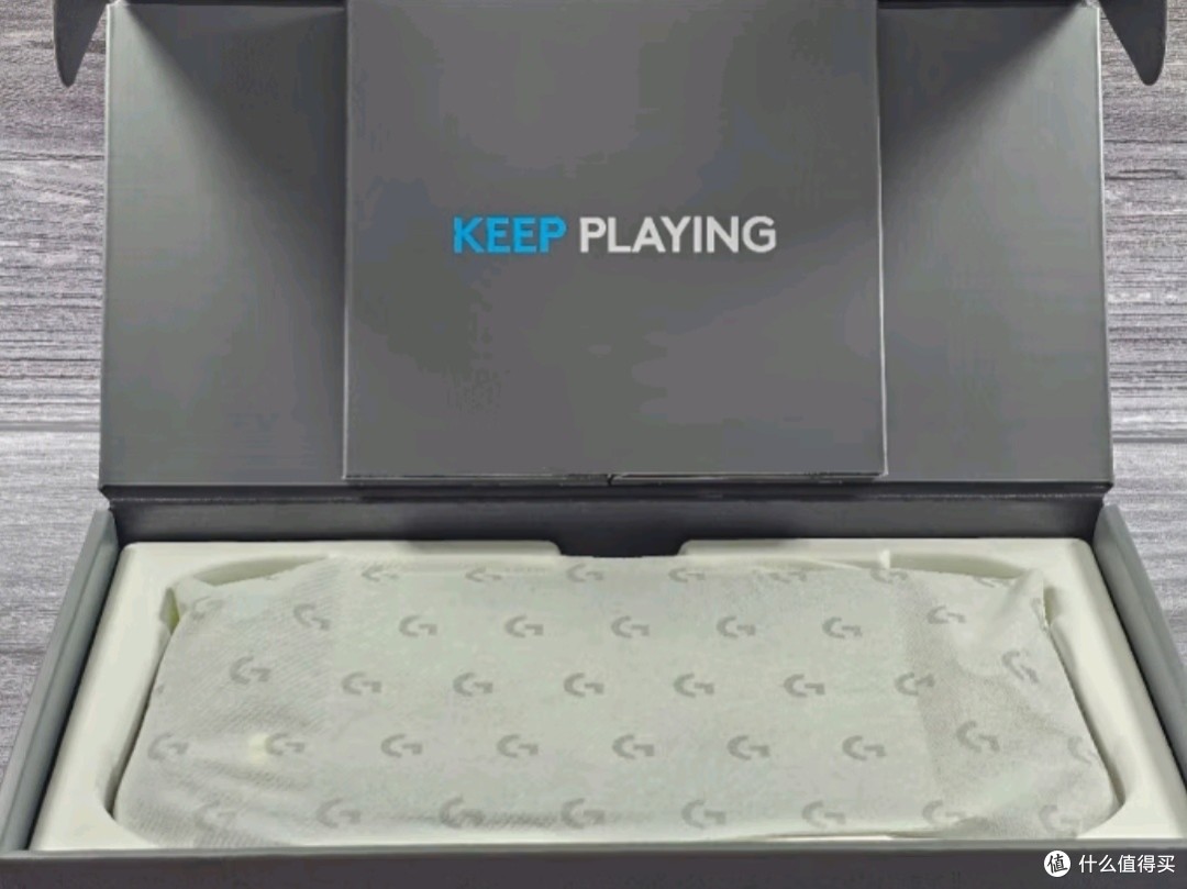 罗技（G）CLOUD云掌机小魔方：掌中游戏新纪元