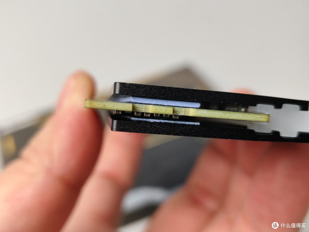 不到1500拿下48G DDR5!光威推出Mdie颗粒龙武内存