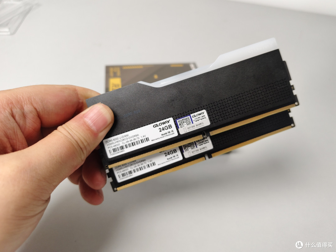 光威龙武 RGB DDR5 24GBX2 6000 C28 内存测评