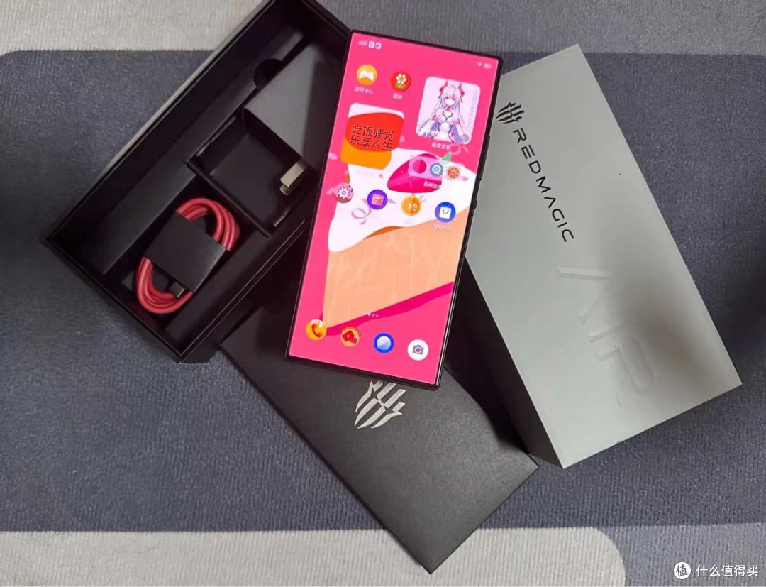 轻薄机身藏猛兽,6000mAh+骁龙8Gen3打穿一天游戏!