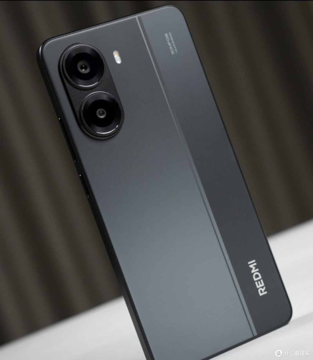Redmi Turbo4 Pro横评:性能旗舰的取舍之道