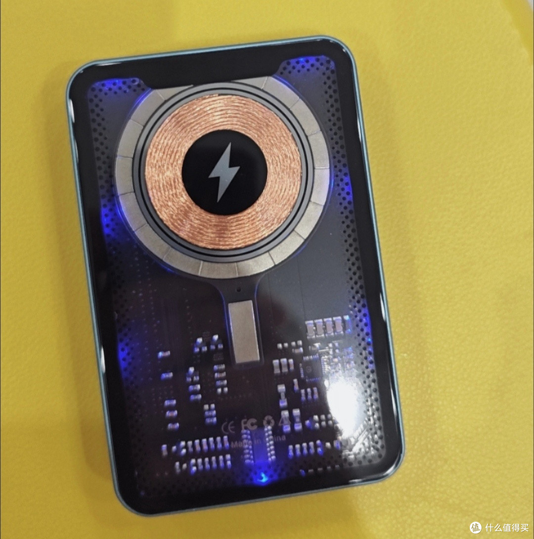 小霸王Q8掌上游戏机,重温儿时记忆