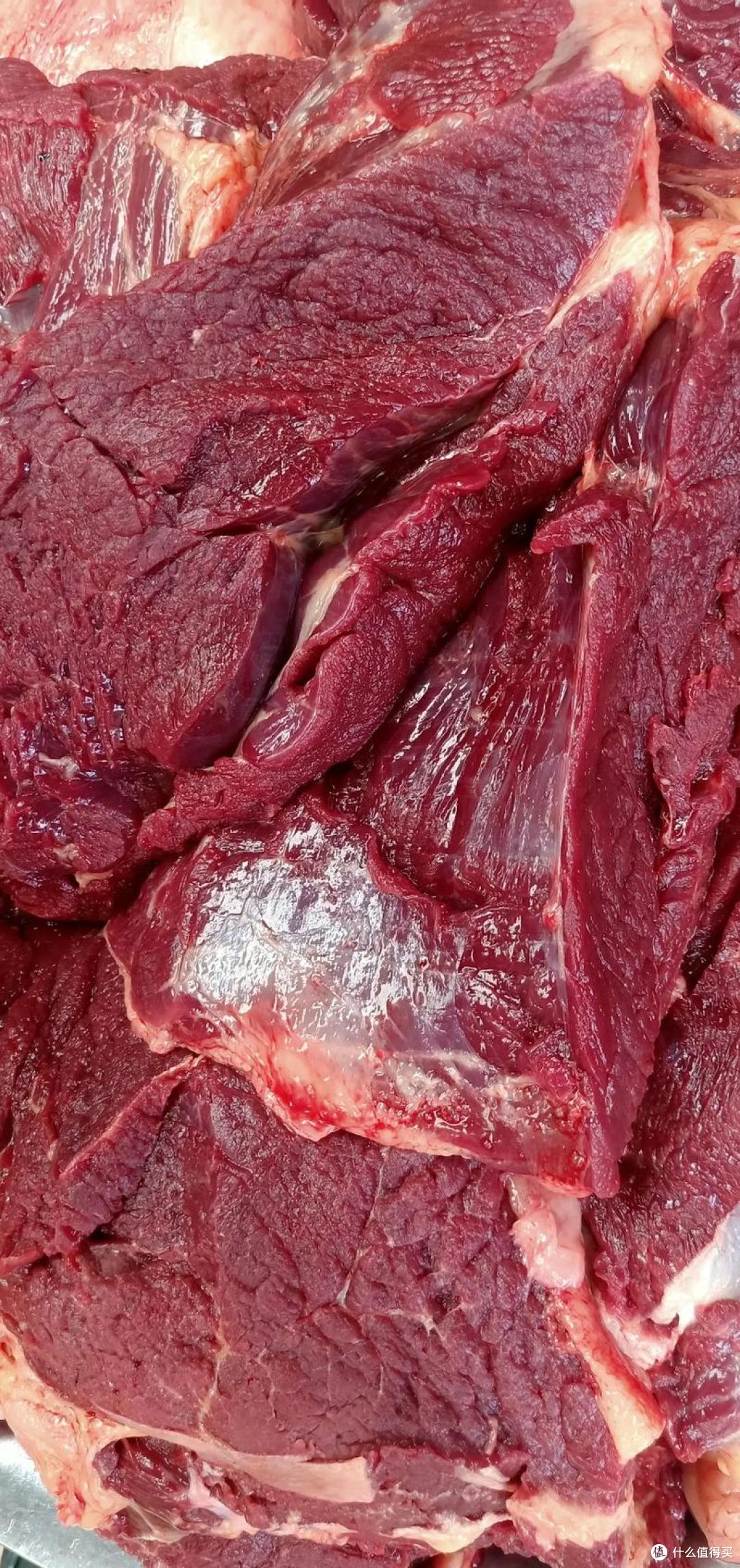 买驴肉时,如何区分是驴肉还是马肉?牢记3个小妙招,轻松辨别!