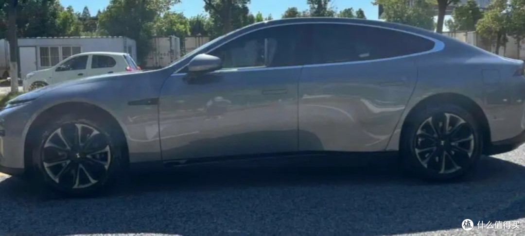 小鹏汽车:智能与舒适的完美结合,超高性价比的智能首选汽车