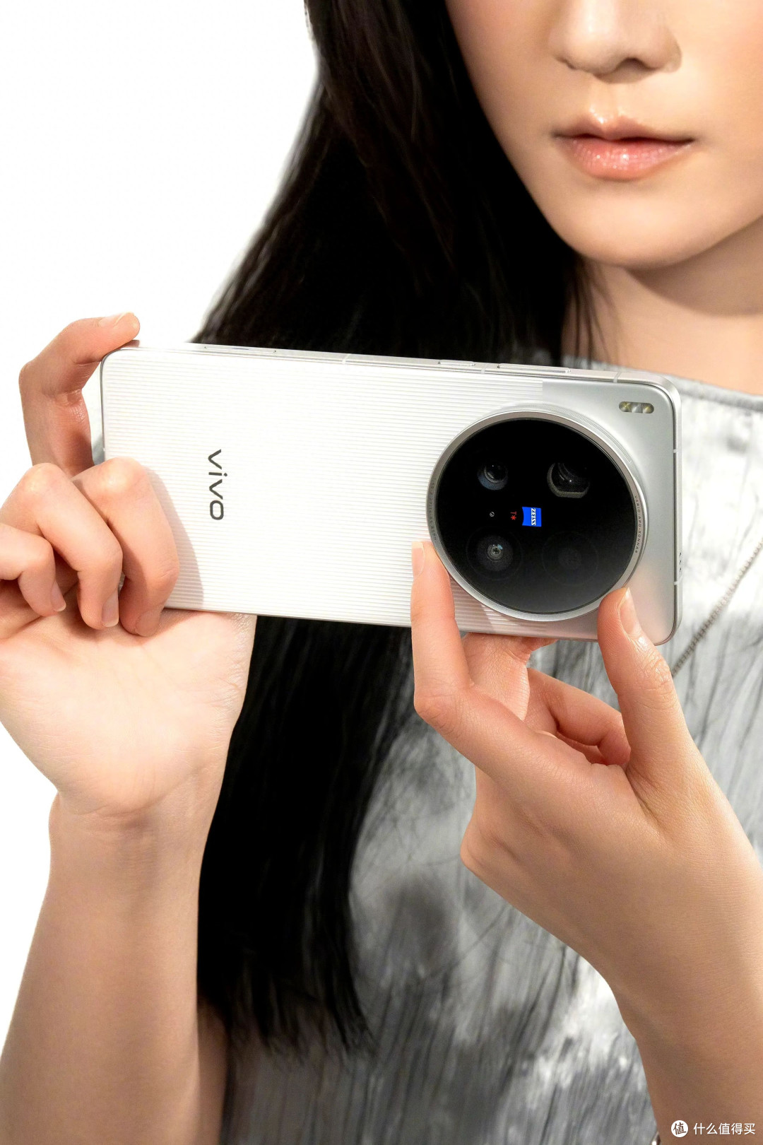 vivo X200 Ultra即将发布,影像成为了最大亮点,价格或将有惊喜