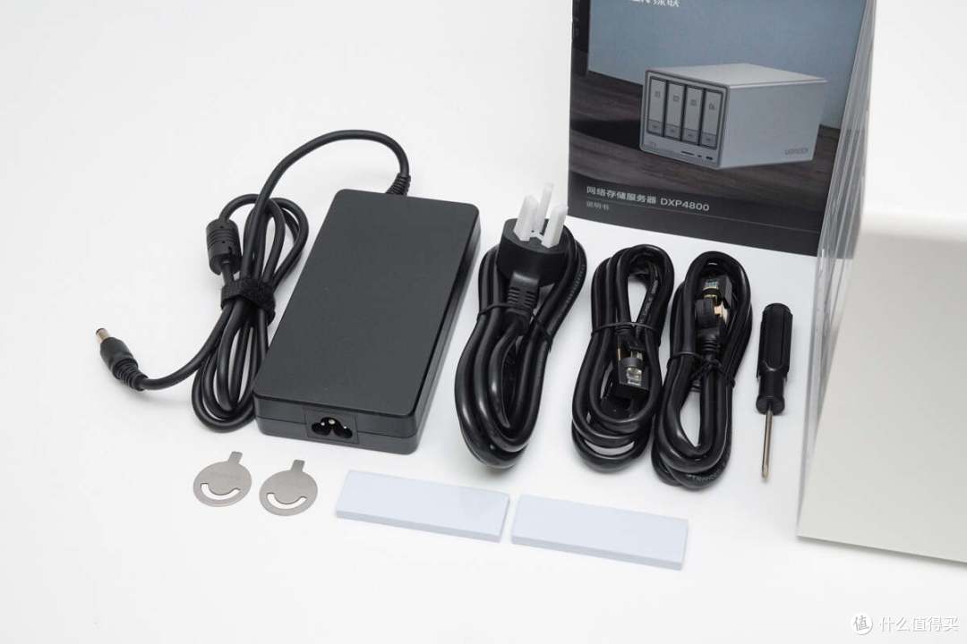 绿联DXP4800深度实测，家庭存储+4K影音解析，解锁NAS新体验