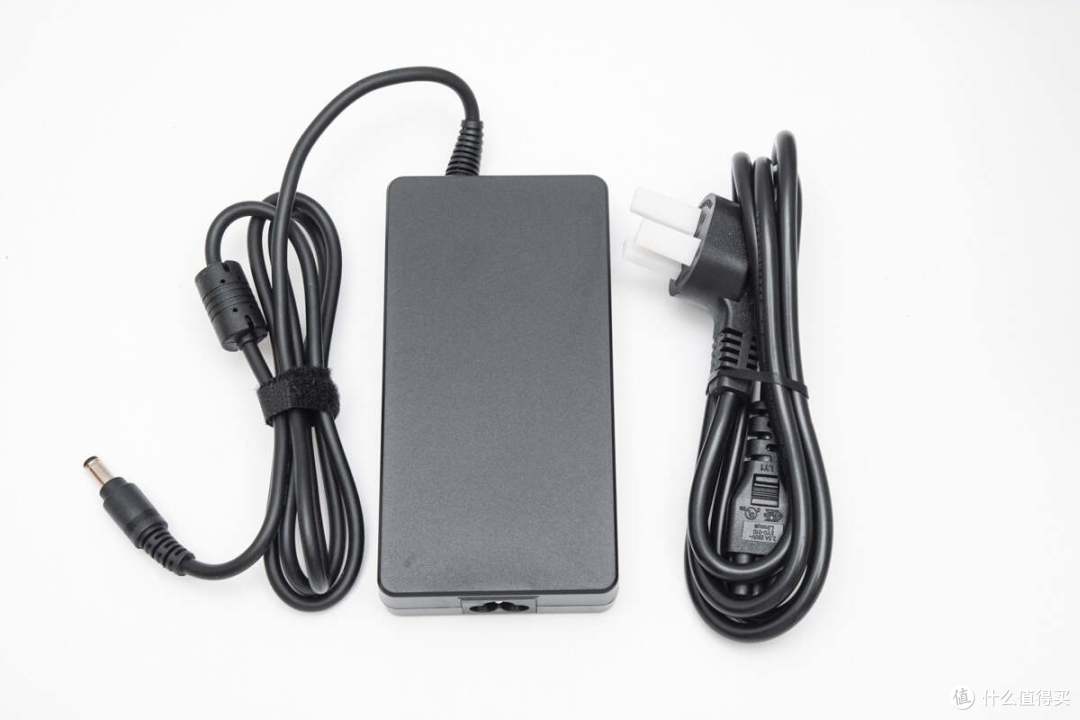 绿联DXP4800深度实测，家庭存储+4K影音解析，解锁NAS新体验