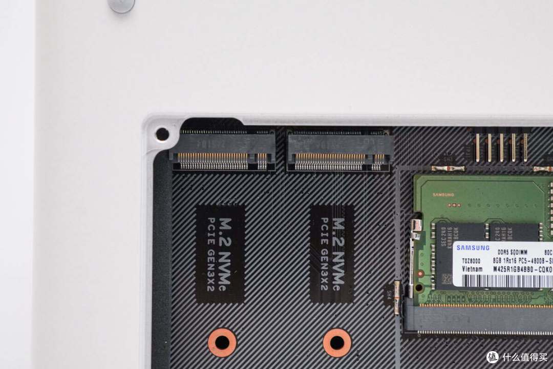 绿联DXP4800深度实测，家庭存储+4K影音解析，解锁NAS新体验