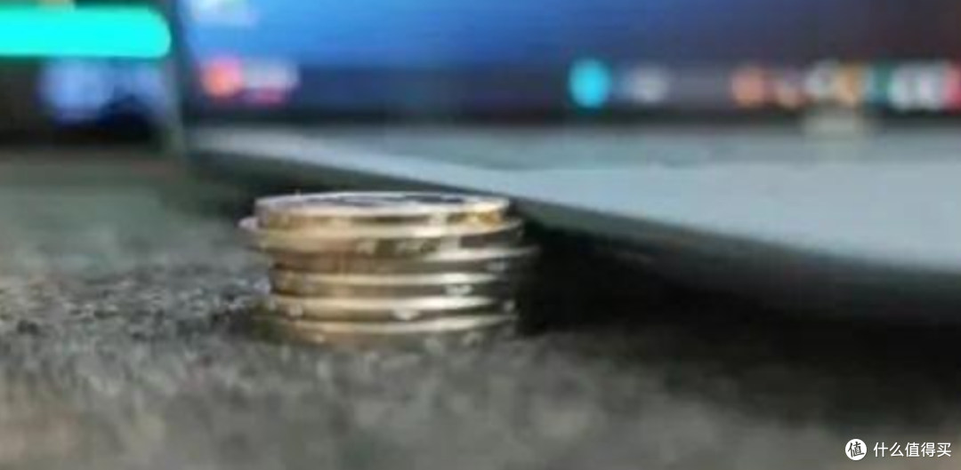 他们管这个叫比一元硬币薄,能想出这种对比法的真是天才