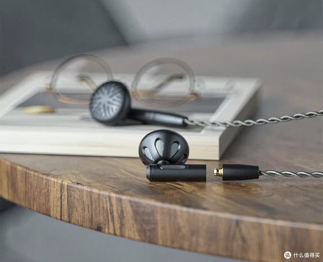 飞傲(FiiO)FF5耳塞:碳基振膜带来的HiFi新体验