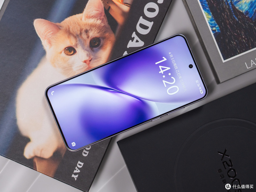 vivo X200s评测 四大升级引领直屏旗舰升杯
