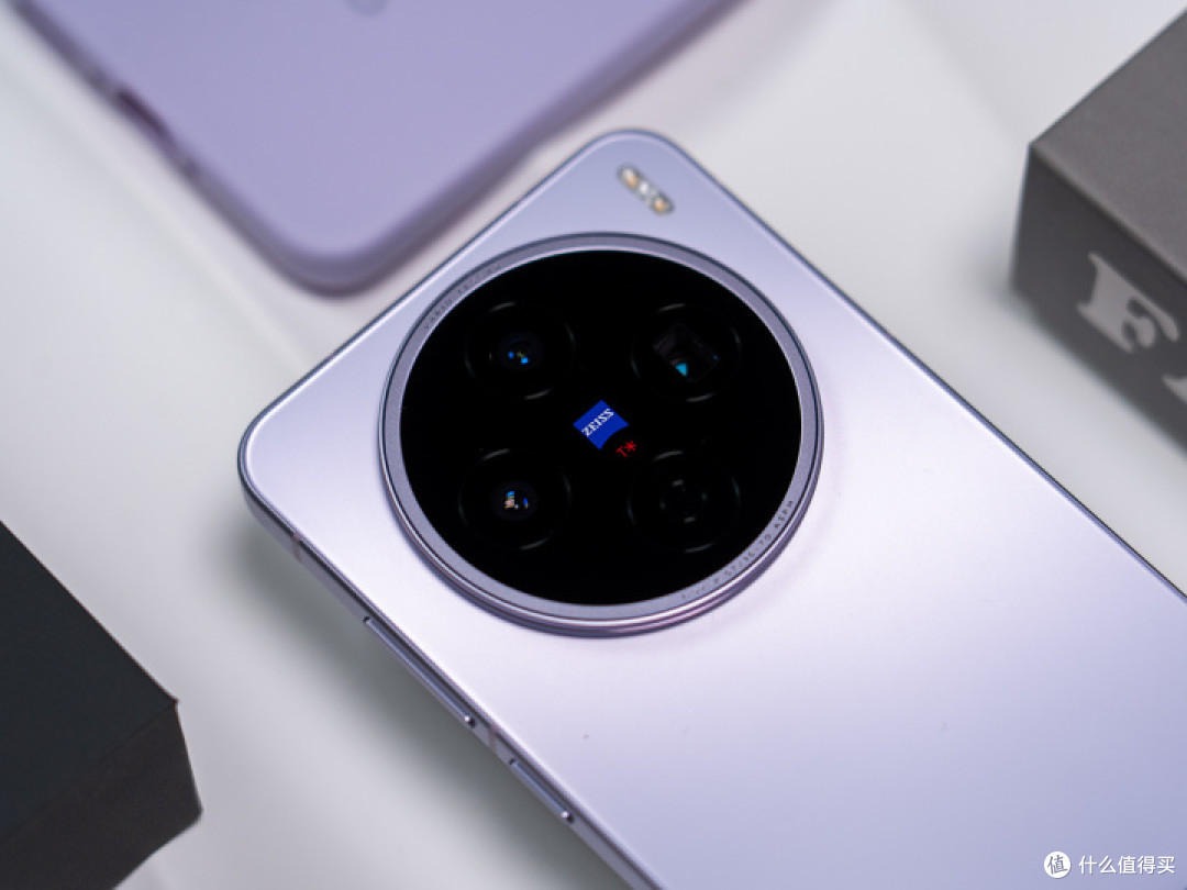 vivo X200s评测 四大升级引领直屏旗舰升杯