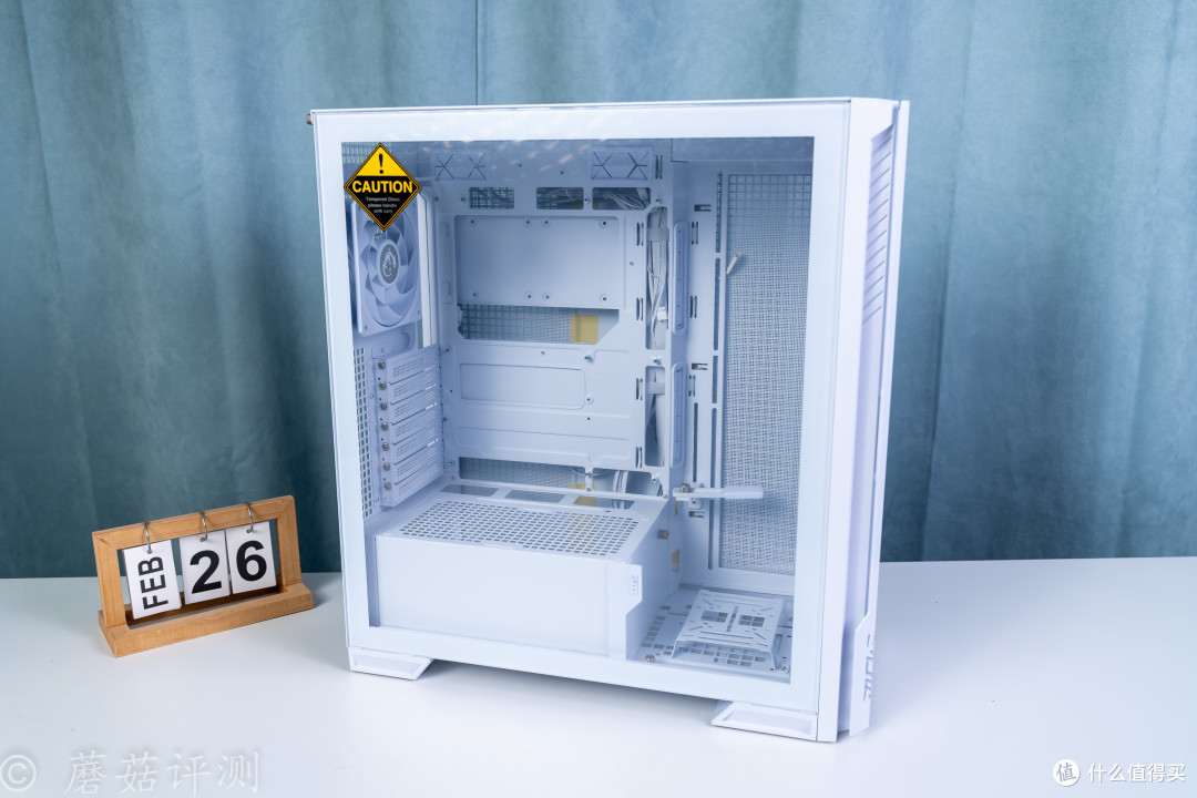 功能全面,散热优秀,微星MPG VELOX 300R AIRFLOW PZ刀锋300机箱