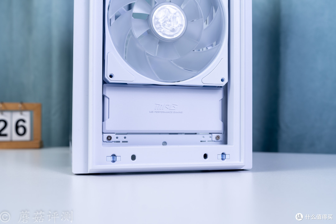 功能全面,散热优秀,微星MPG VELOX 300R AIRFLOW PZ刀锋300机箱