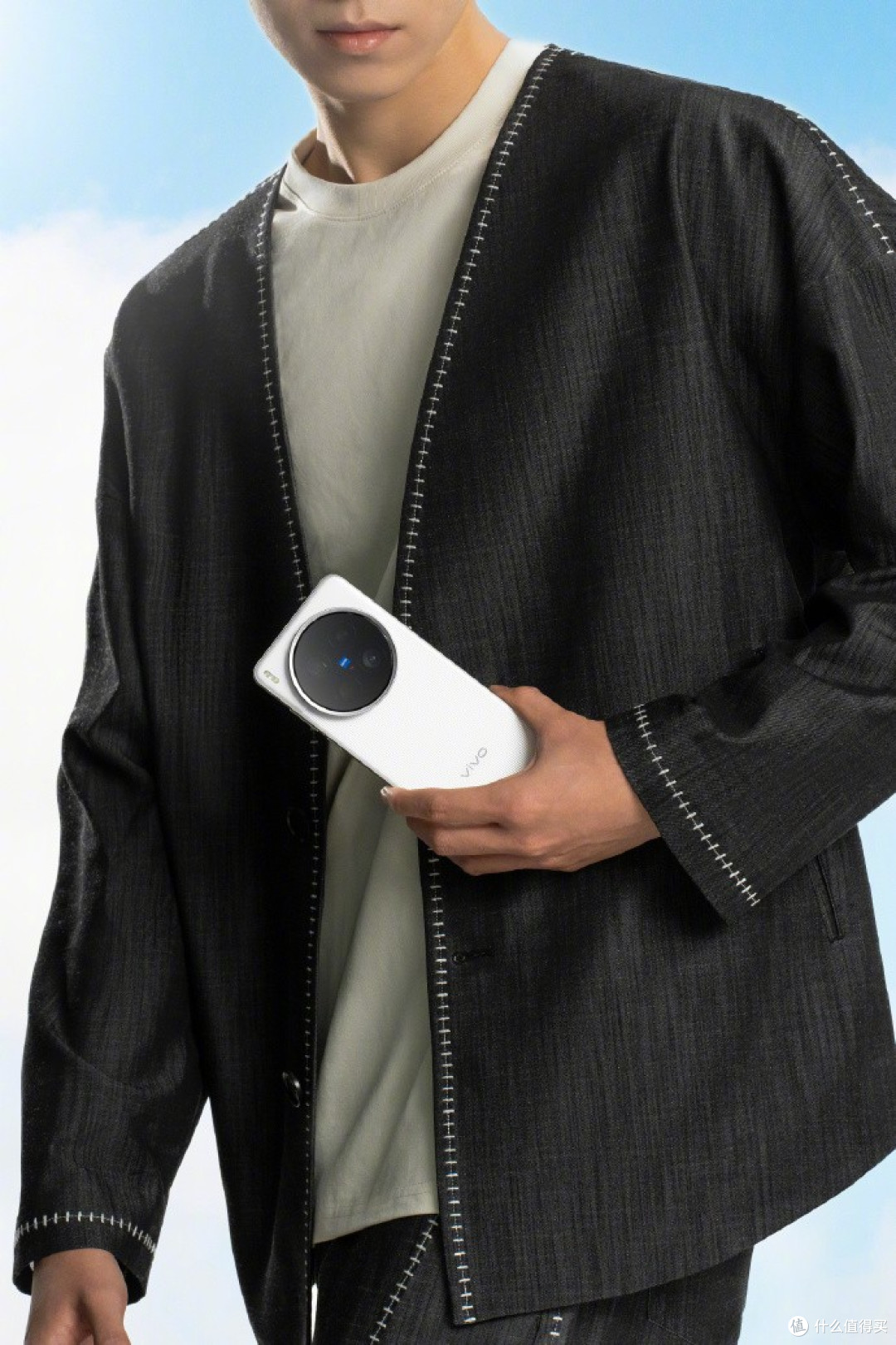 全焦段三主摄影像实力炸裂,vivo X200 Ultra预售开启