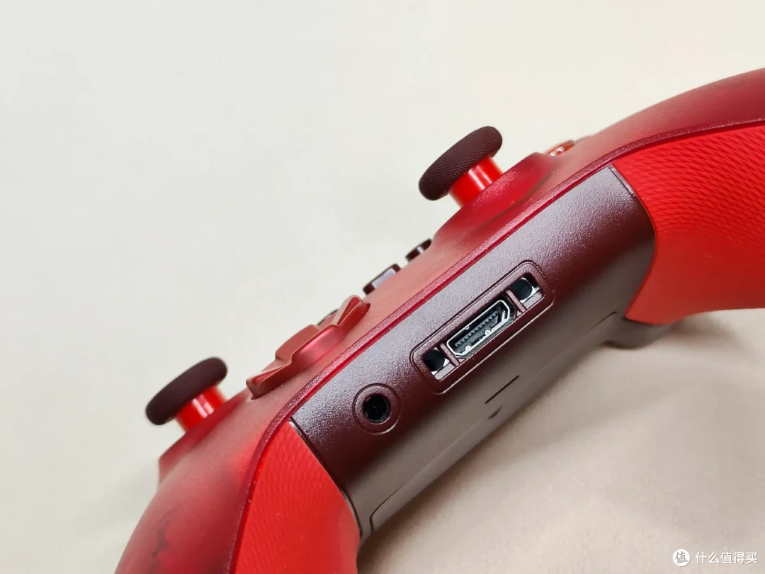 Xbox无线手柄，蓝牙双模+全新分享按键，动作游戏玩家时刻掌控