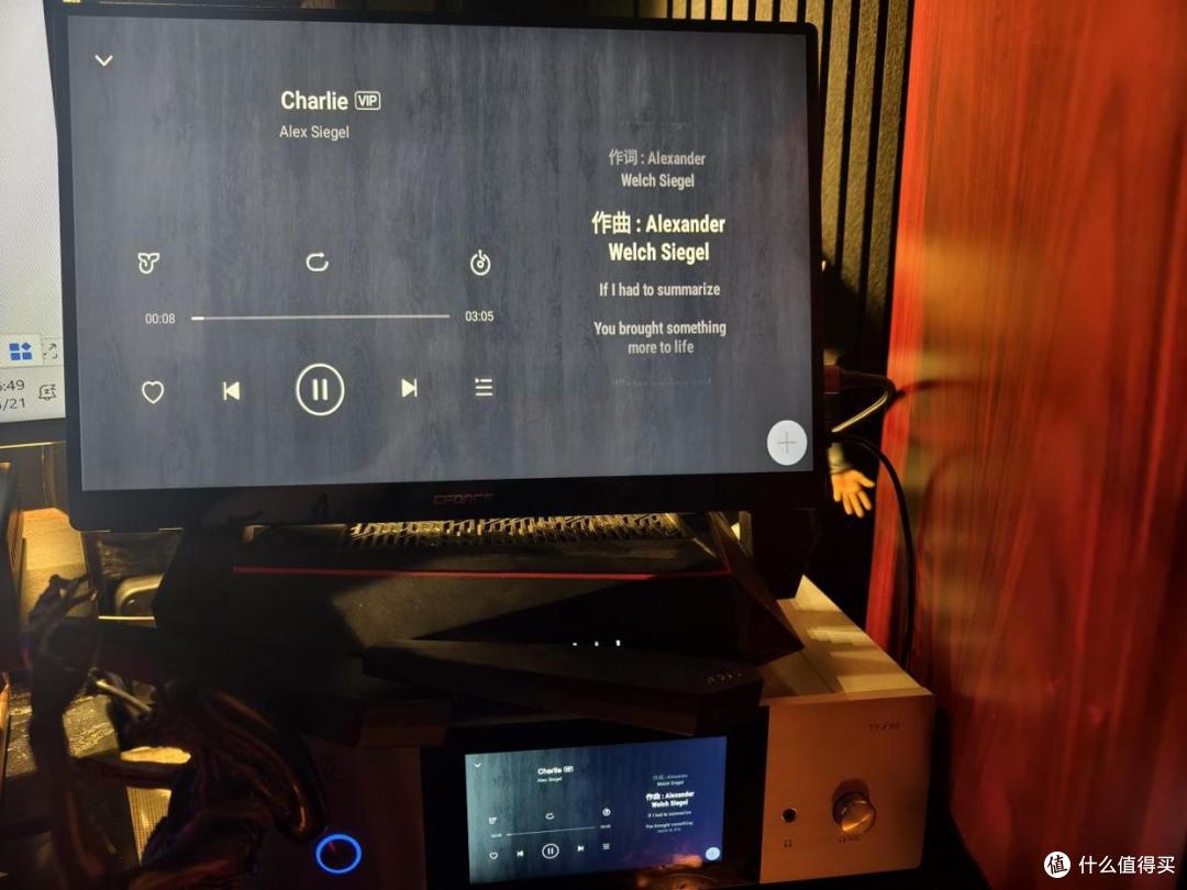 4K、OLED、ΔE＜1！修图党的便携神器——CFORCE 116T使用有感