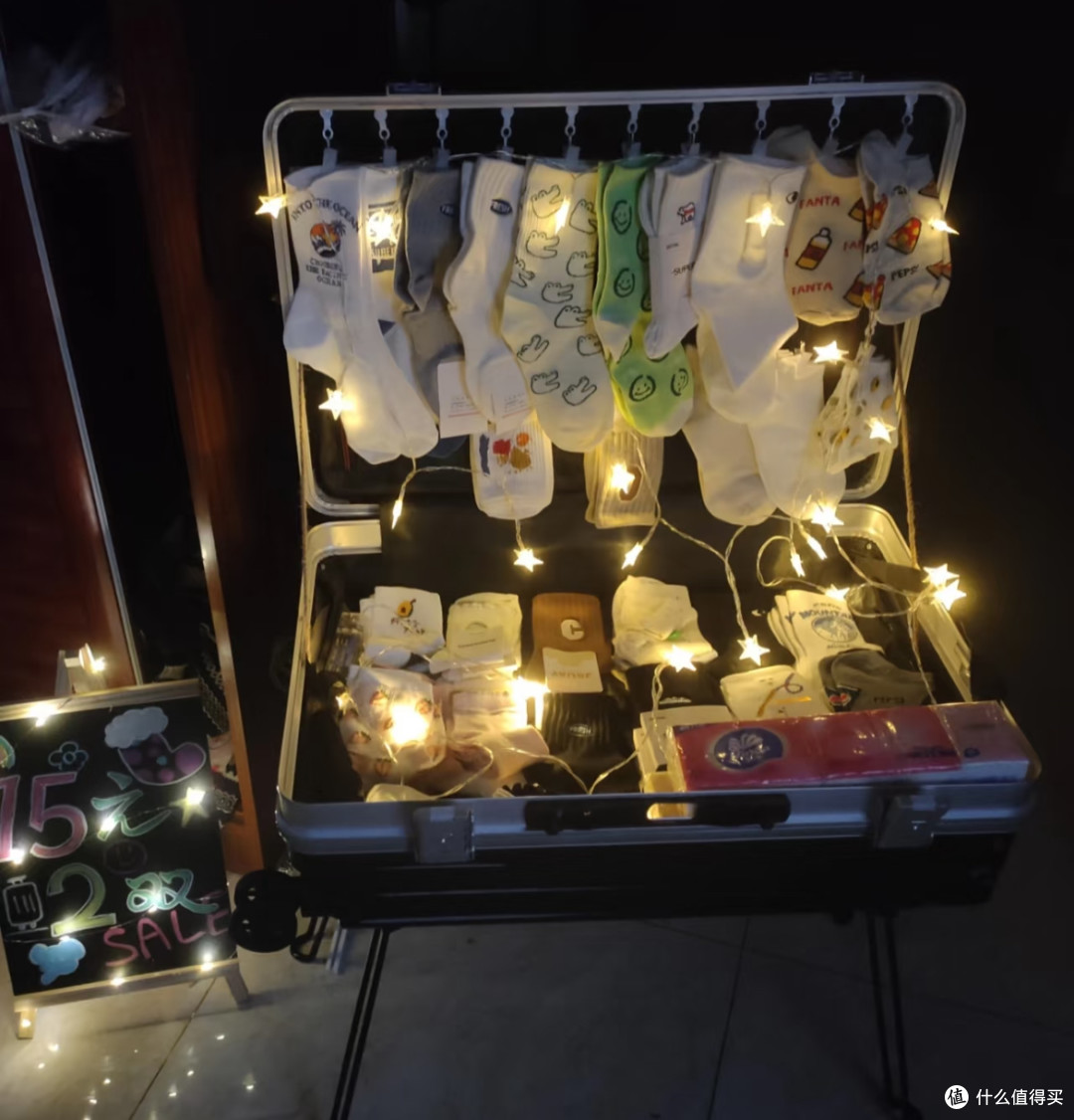 行李箱除了装东西,还能用来干嘛?评论区全是绝妙的点子!