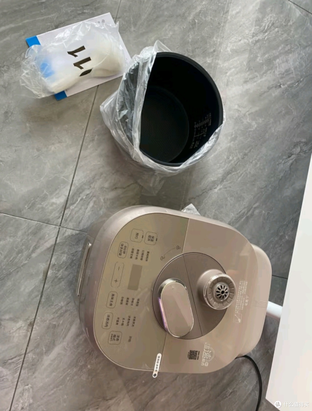 美的(Midea)提鲜系列电压力锅5L双胆家用