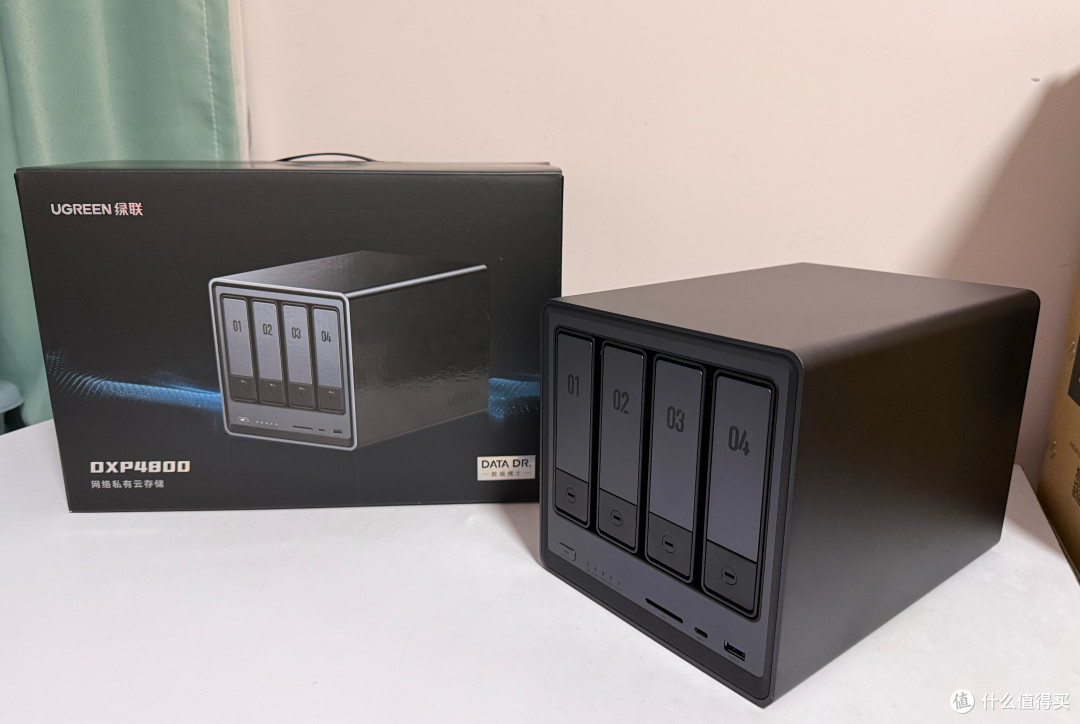 新电视投影怎么搭NAS免费看大片?(绿联NAS DXP4800最新系统测评