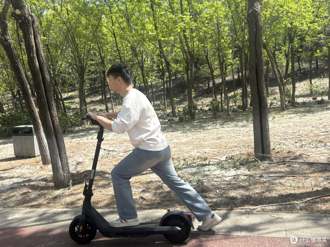 电动滑板车弥补了我的遗憾!九号E2Pro实测:减肥代步两不误!