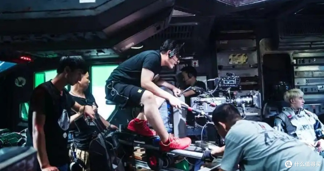 行星发动机轰鸣时,我们在想什么