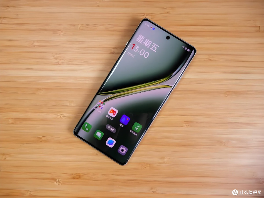 OPPO出狠招！24GB+1TB堆料旗舰跌至2755元，内存大到让电脑羞愧