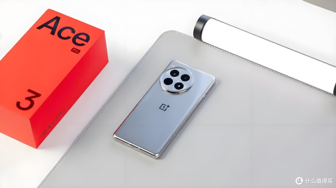 OPPO出狠招！24GB+1TB堆料旗舰跌至2755元，内存大到让电脑羞愧