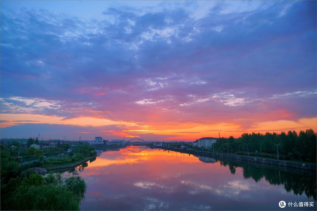 📸 摄影师的终极暗房革命 ——从RAW到艺术品的零损耗蜕变之旅
