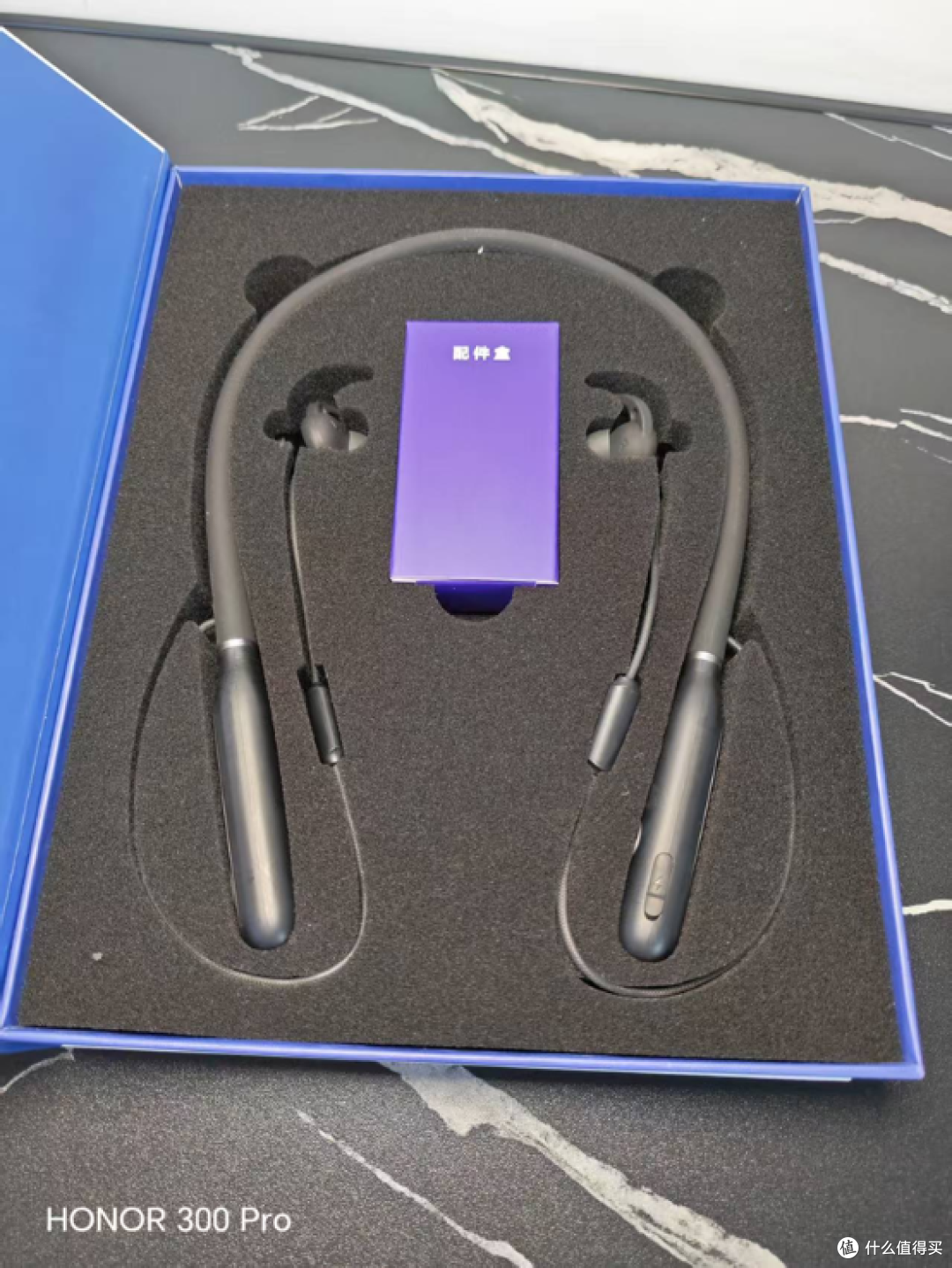 中声TC1600-N5助听器：8核DSP降噪+长续航，让父母重拾社交自信