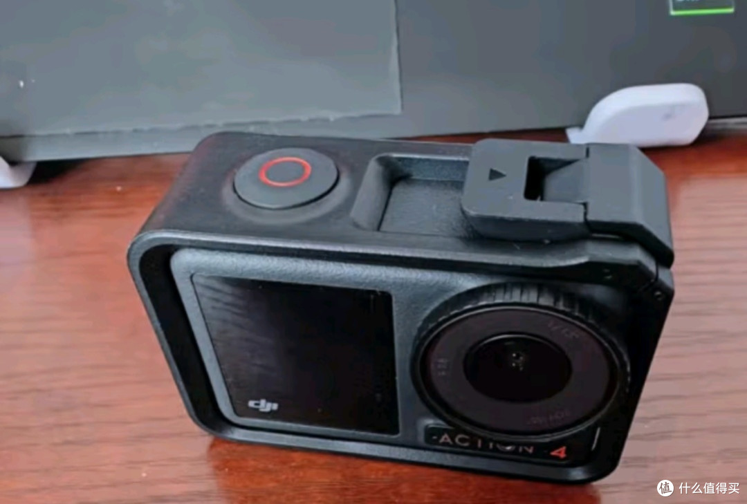 手持大疆Osmo Action 4,开启演唱会超燃记录
