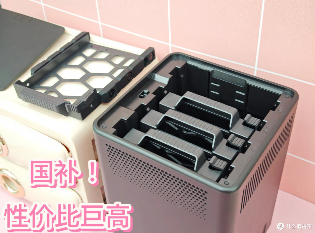 有手机内存焦虑的宝妈们,赶紧入手一台极空间Nas