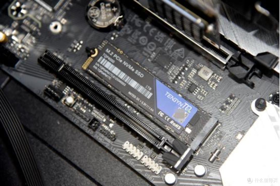 腾隐PCIe4.0固态硬盘TQP4000 1T评测:老电脑秒变性能小钢炮