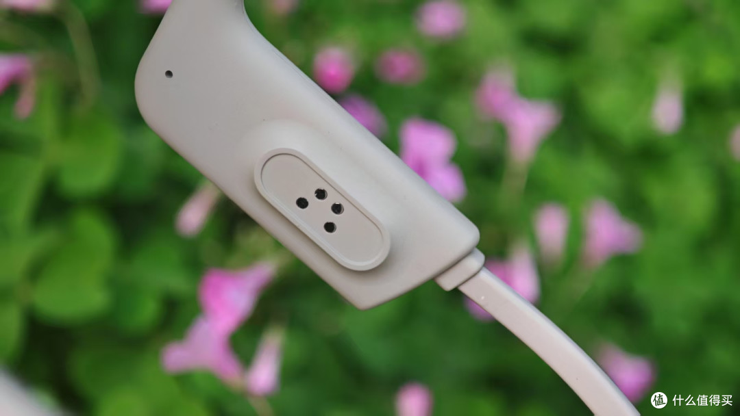 有八级防水的耳机？自带32G内存，运动听歌安全随便造