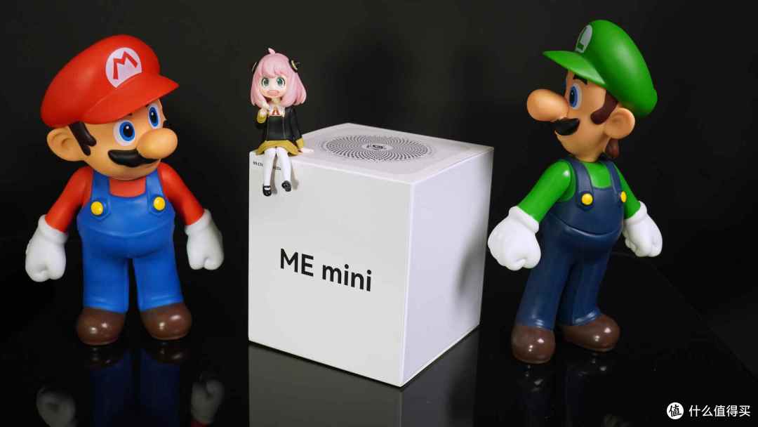 掌上家庭影音中心 - 零刻ME mini全闪小主机
