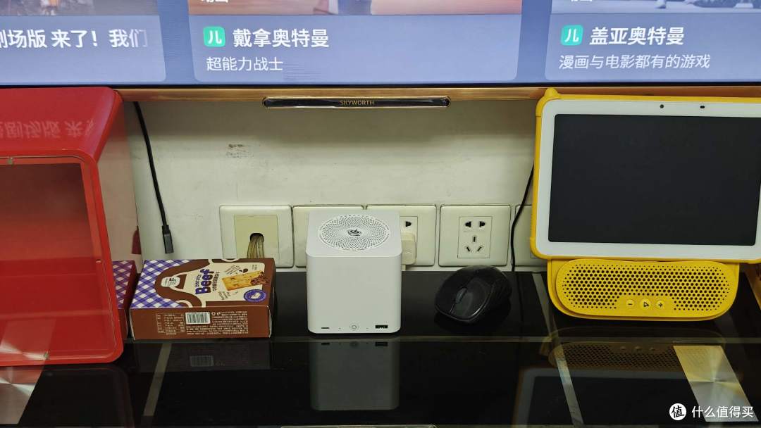 掌上家庭影音中心 - 零刻ME mini全闪小主机