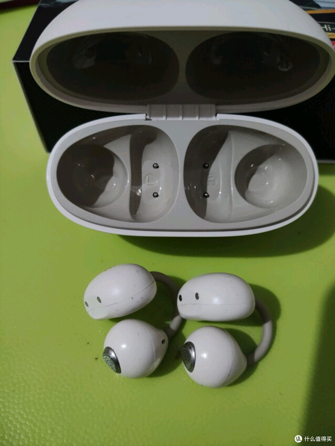 iKF Air Clip艺术版蓝牙耳机：以独特之姿，引领运动音乐新风尚