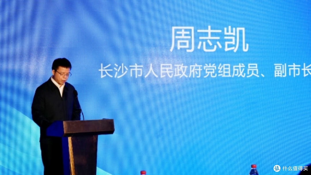 长沙屿春季招聘 | 湖南省民营企业服务月启动,千场招聘促就业