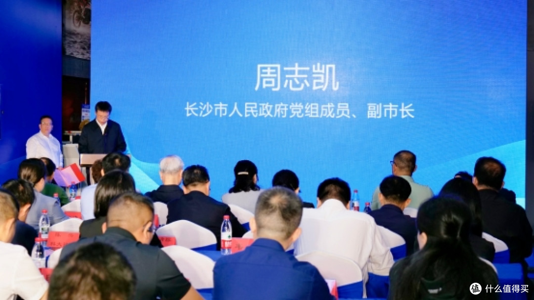 长沙屿春季招聘 | 湖南省民营企业服务月启动,千场招聘促就业