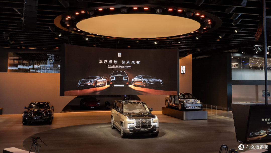 仰望全系亮相上海车展,U8L和U9碳纤维个性化套件齐齐首发