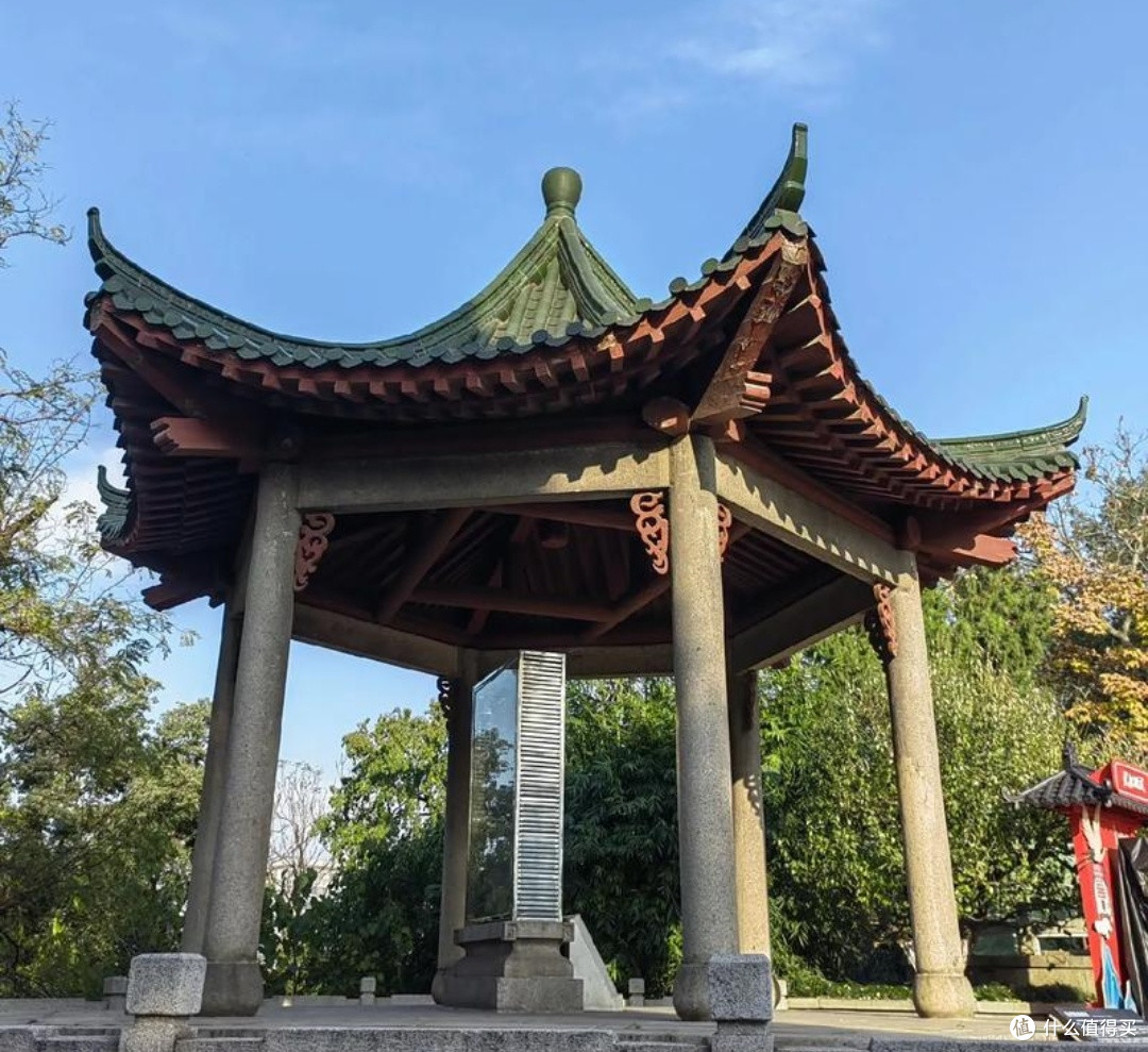 五一假期邂逅黄鹤楼与烂漫樱花