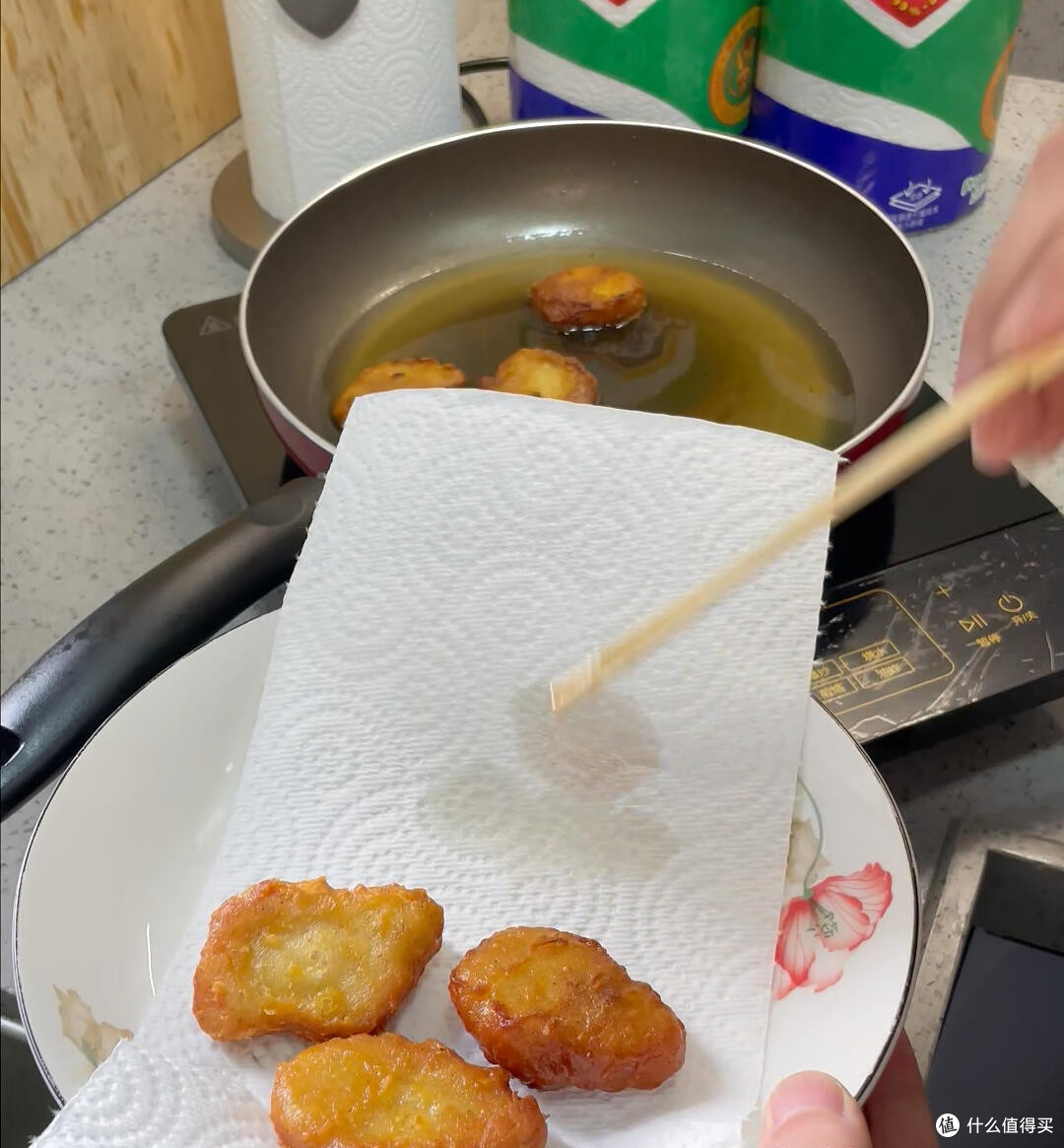 提醒：这种“厨房纸”真的别再直接接触食物了！很多人不知道