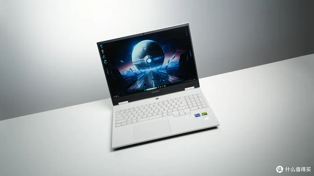七彩虹 隐星G16 Pro RTX 5080笔记本 开箱测试