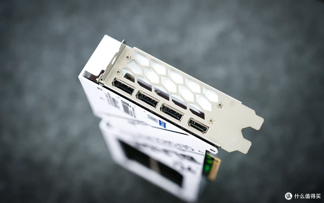 3699入手!50系最新甜品卡——影驰RTX 5060 Ti 圣刃MAX OC上手