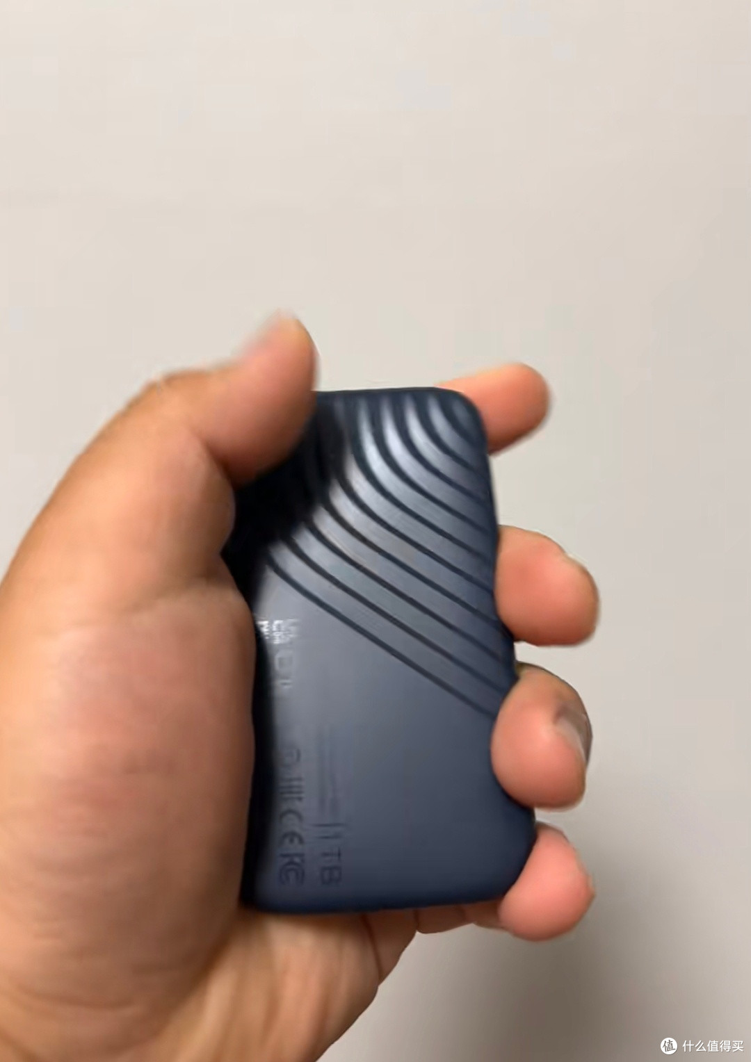 从数据安全角度,分享你如何选择和保护移动存储设备中的重要资料