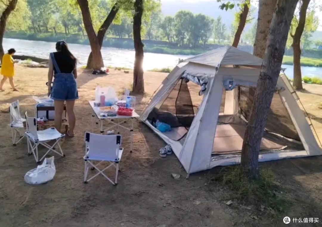 梦多福帐篷,夏日露营的清凉选择,样我们一起快乐的玩耍。