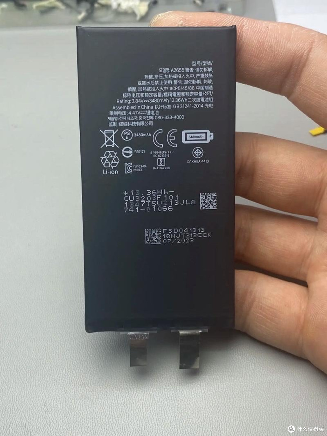 可拆卸电池技术回归有望
